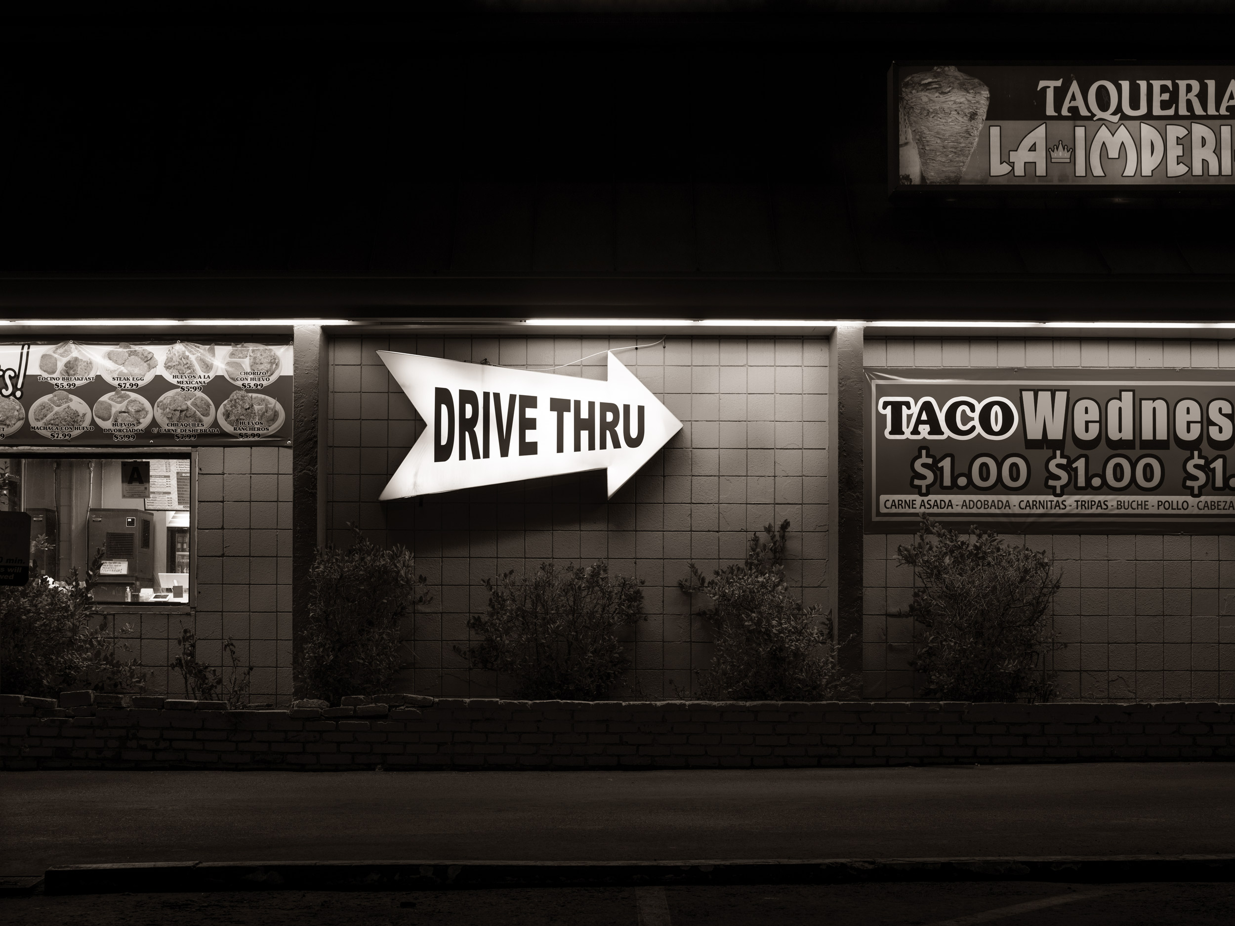 LaImperial_987BW_F