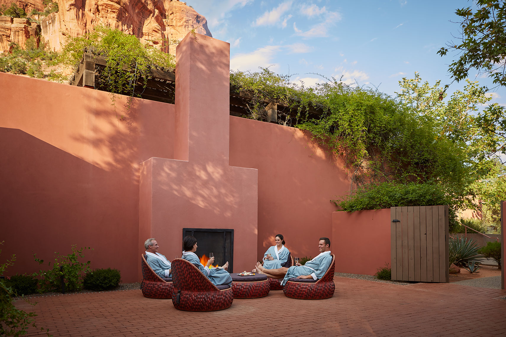 Mii_amo_spa_outdoor_lounging
